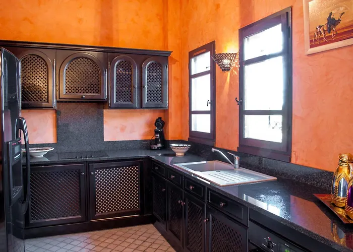 Bradia, 2 Couple Only Au Village Naturiste アグド